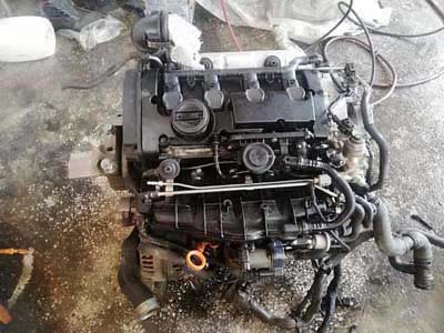 PASSAT BWA ÇIKMA KOMPLE MOTOR KAPAK Audi 2 0 AXX BPJ BGB BHZ BWE BPG BWA BWJ BYD BWT BYK CDL CDLA CDLB CDLC BZC CDM  06f103373